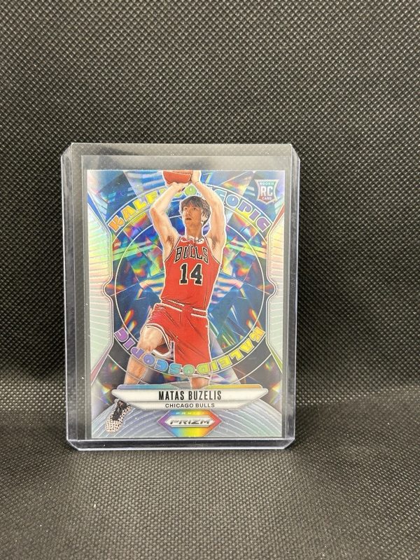 Matas Buzelis 2024-25 Prizm Basketball RC #27 Kaleidoscopic - Chicago Bulls